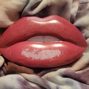 Lip-Shaped Makeup Palette - Pink